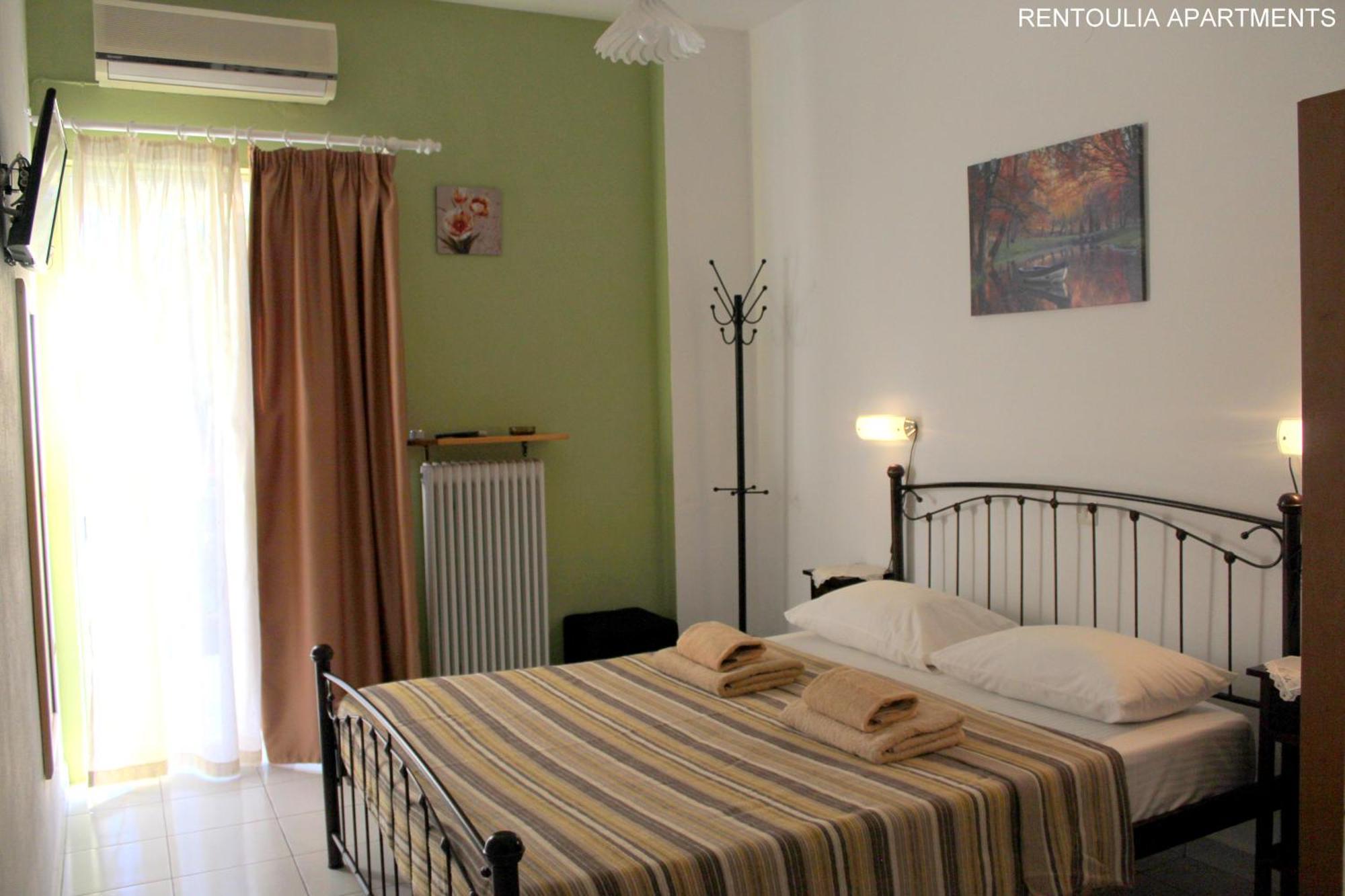 Rentoulia Apartments Poúlithra Dış mekan fotoğraf
