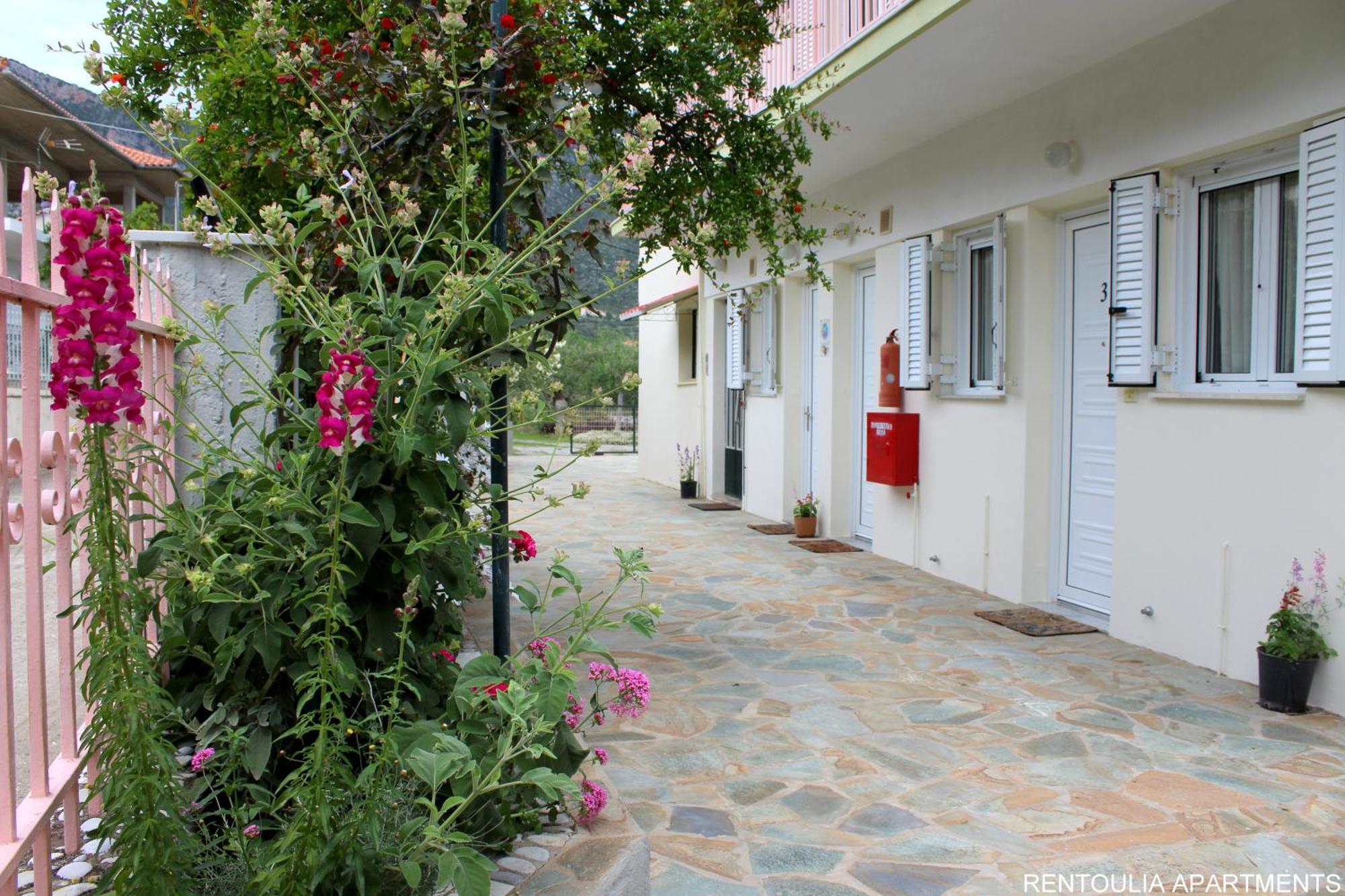 Rentoulia Apartments Poúlithra Dış mekan fotoğraf