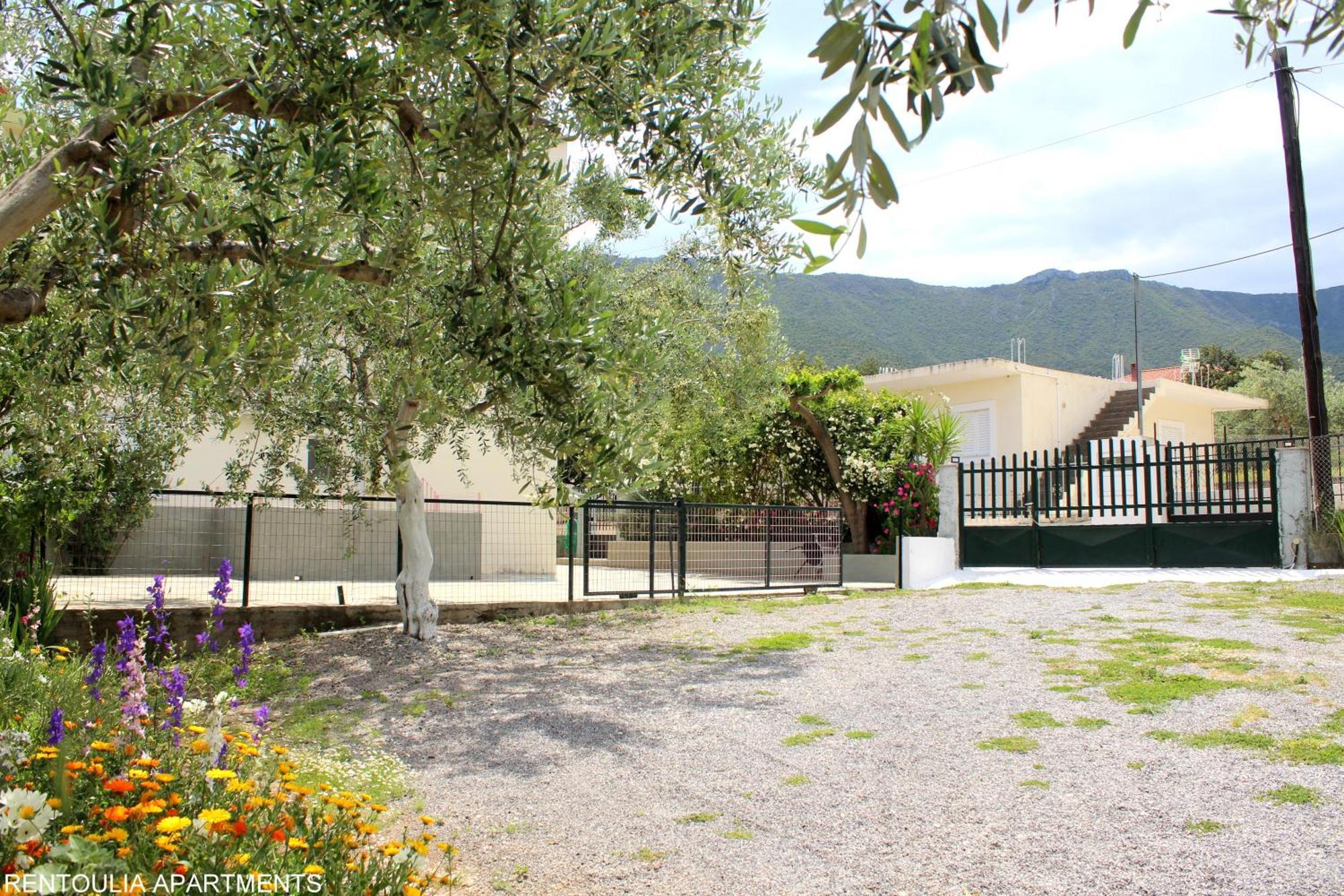 Rentoulia Apartments Poúlithra Dış mekan fotoğraf