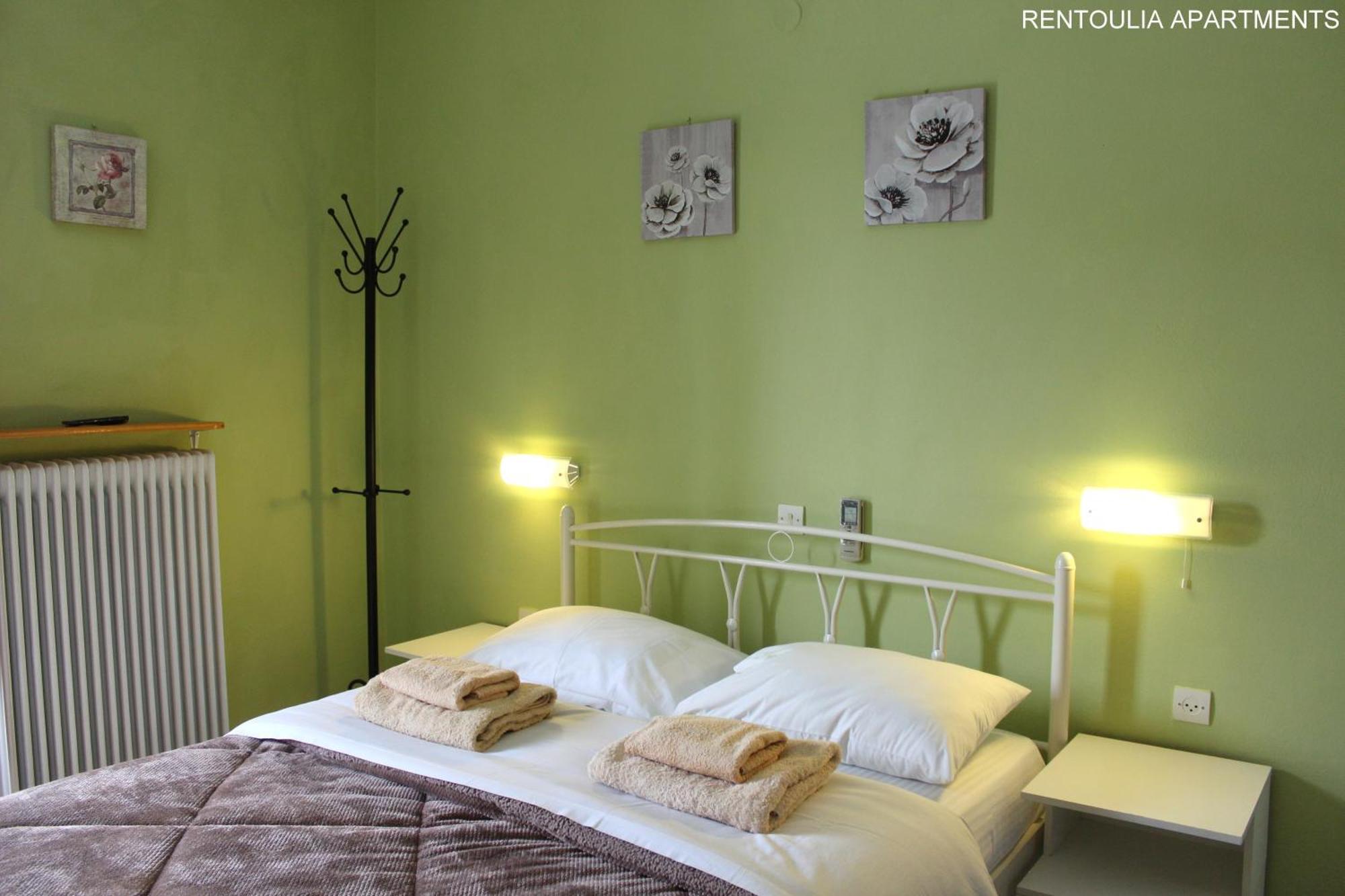 Rentoulia Apartments Poúlithra Dış mekan fotoğraf