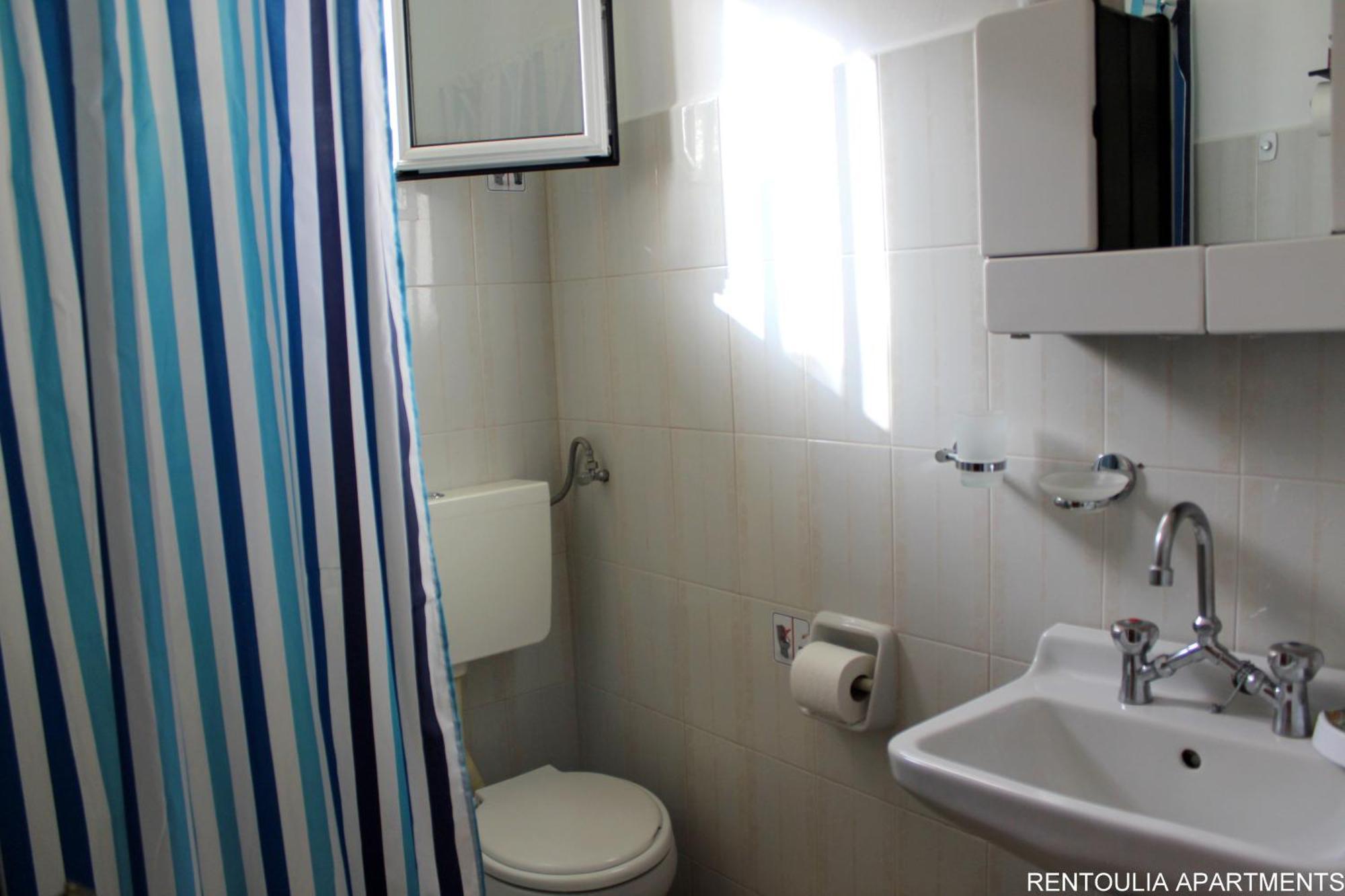 Rentoulia Apartments Poúlithra Dış mekan fotoğraf