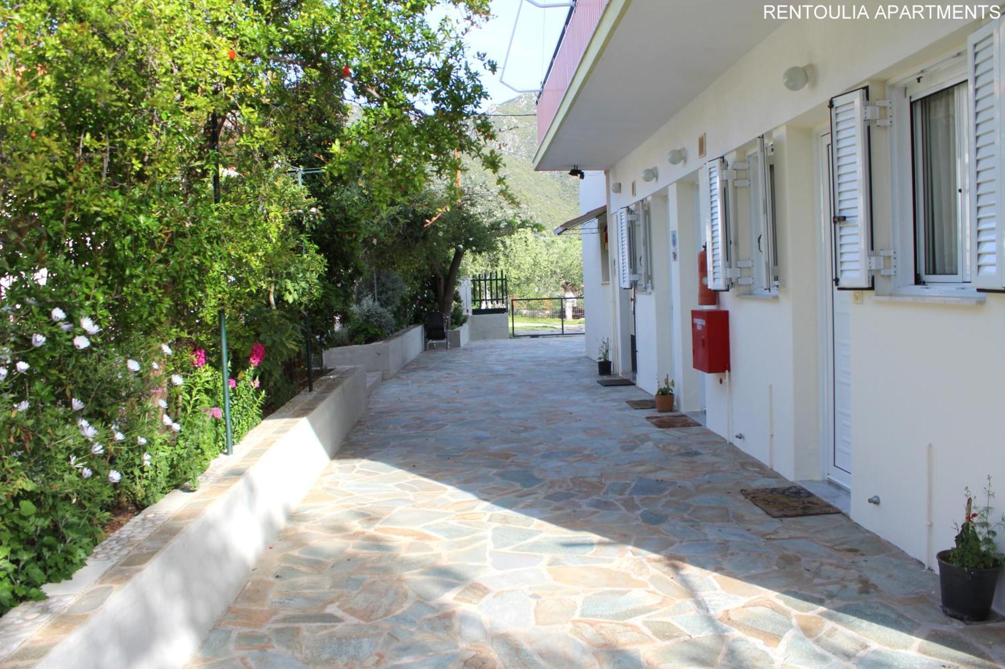 Rentoulia Apartments Poúlithra Dış mekan fotoğraf